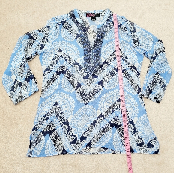 Peck & Peck Women's Blouse Size M Blue White Paisley Tunic Top Boho Embroidered - Picture 10 of 12